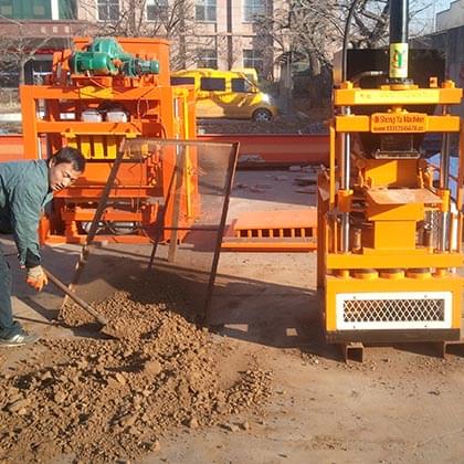 SYN1-5 Interlocking Brick Machine
